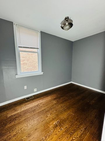 2123 N Mango Avenue 1, Chicago, IL 60639