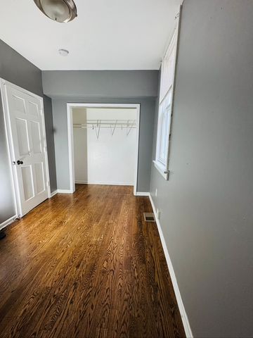 2123 N Mango Avenue 1, Chicago, IL 60639