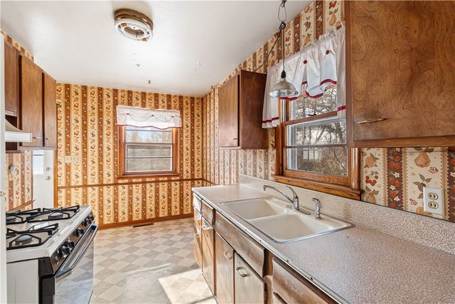 6779 Bear Ridge Road, Pendleton, NY 14094