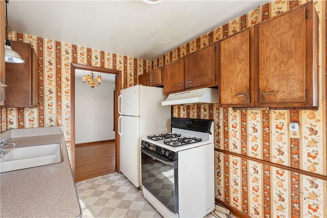 6779 Bear Ridge Road, Pendleton, NY 14094