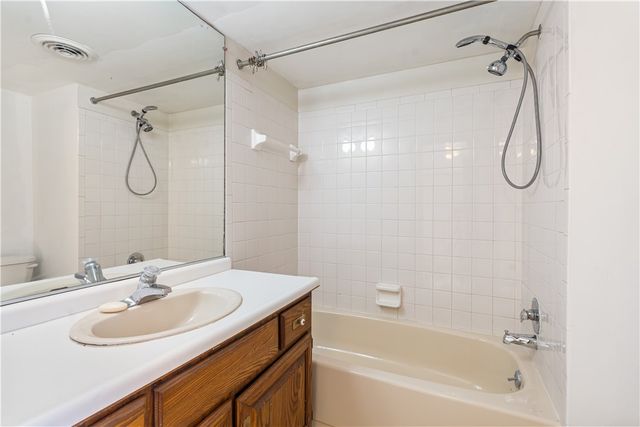 6779 Bear Ridge Road, Pendleton, NY 14094