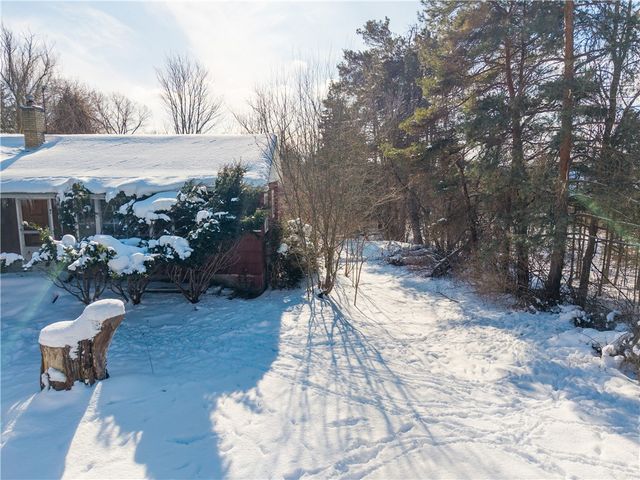 6779 Bear Ridge Road, Pendleton, NY 14094