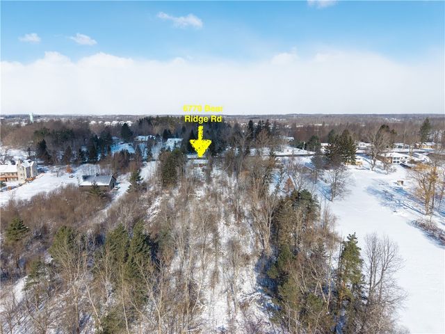 6779 Bear Ridge Road, Pendleton, NY 14094