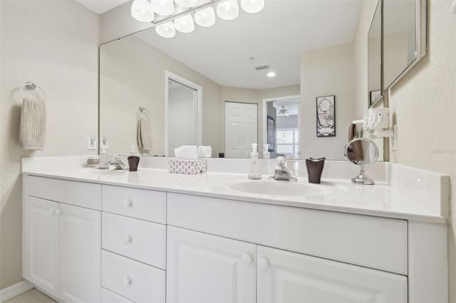 7232 CEDAR HOLLOW CIRCLE 7232, Bradenton, FL 34203