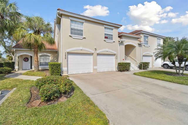 7232 CEDAR HOLLOW CIRCLE 7232, Bradenton, FL 34203