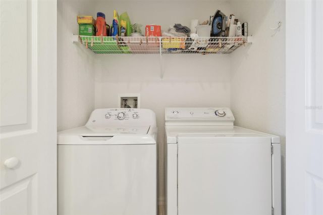 7232 CEDAR HOLLOW CIRCLE 7232, Bradenton, FL 34203