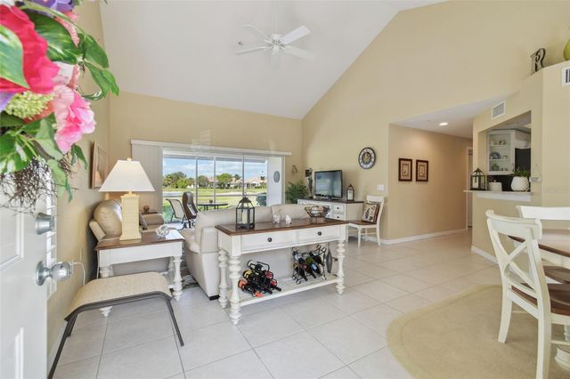 7232 CEDAR HOLLOW CIRCLE 7232, Bradenton, FL 34203