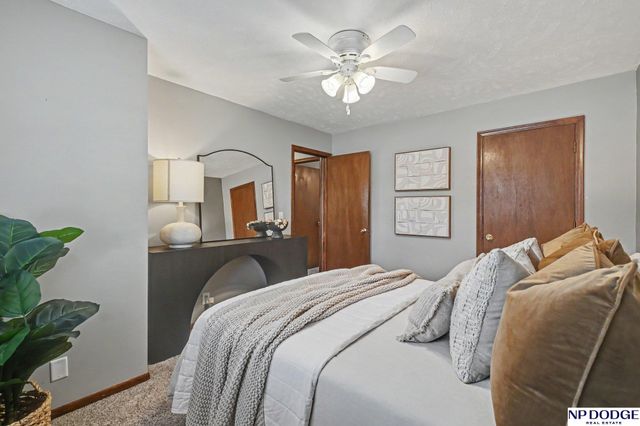 601 Chestnut Drive, Gretna, NE 68028