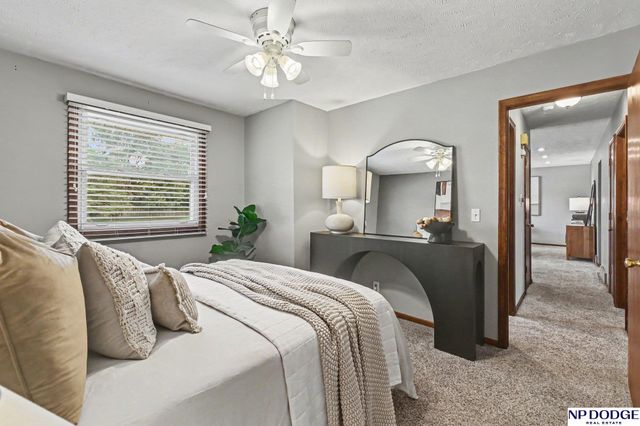 601 Chestnut Drive, Gretna, NE 68028