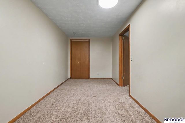 601 Chestnut Drive, Gretna, NE 68028