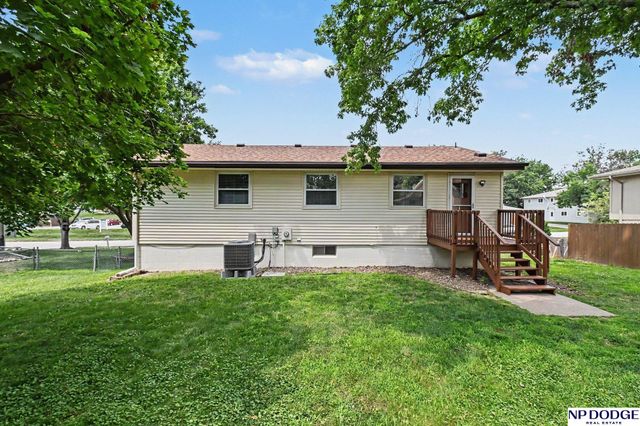 601 Chestnut Drive, Gretna, NE 68028