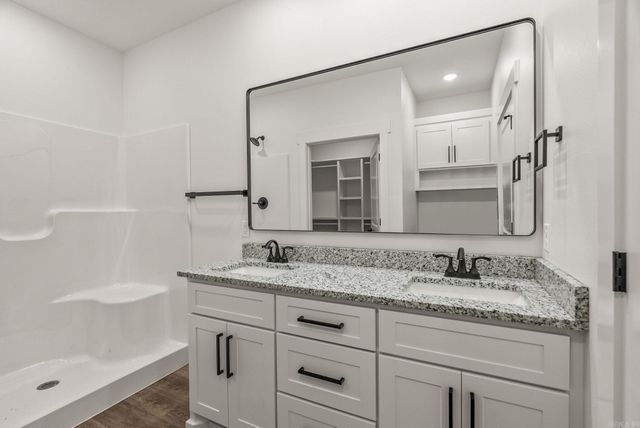 21 West Cedar Hill Road, Greenbrier, AR 72058