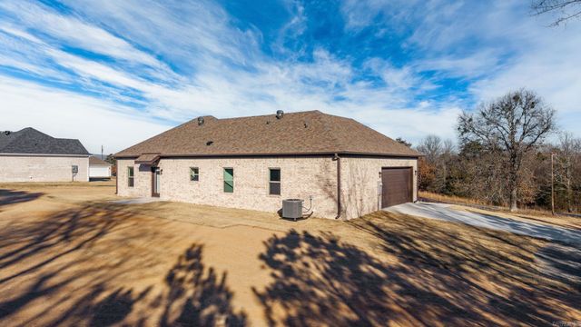 21 West Cedar Hill Road, Greenbrier, AR 72058