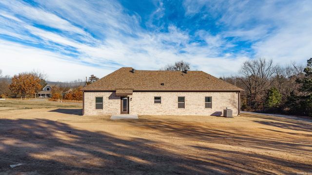 21 West Cedar Hill Road, Greenbrier, AR 72058