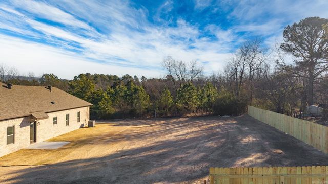 21 West Cedar Hill Road, Greenbrier, AR 72058