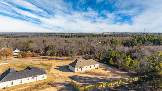 21 West Cedar Hill Road, Greenbrier, AR 72058