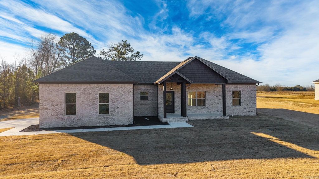 21 West Cedar Hill Road, Greenbrier, AR 72058