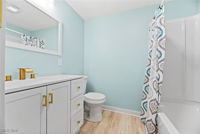 1916 Victoria Street, Cuyahoga Falls, OH 44221