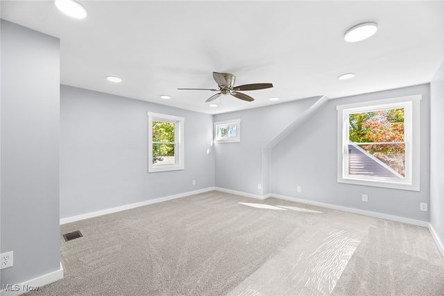 1916 Victoria Street, Cuyahoga Falls, OH 44221