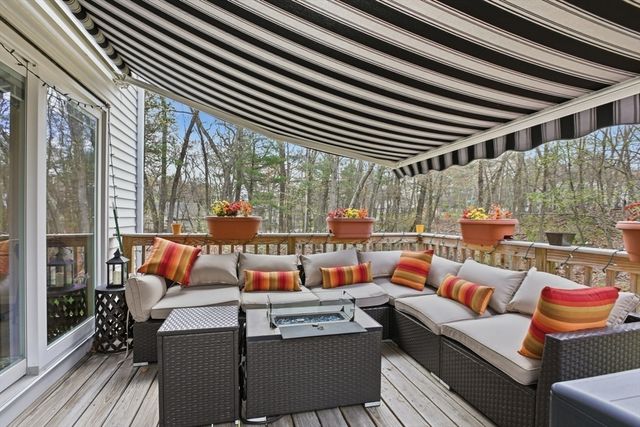 18 Trifiro Rd, Billerica, MA 01821