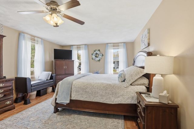 18 Trifiro Rd, Billerica, MA 01821