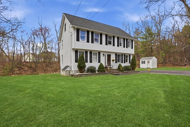18 Trifiro Rd, Billerica, MA 01821