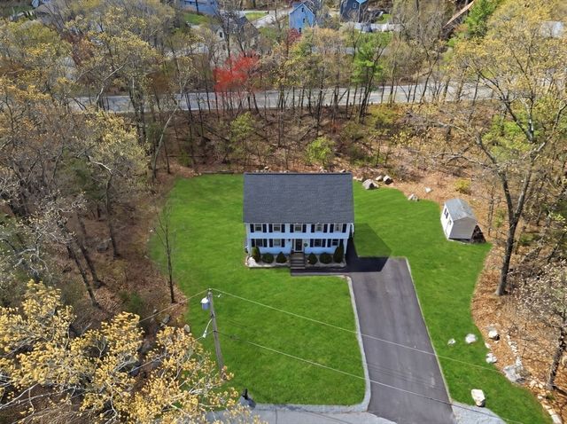 18 Trifiro Rd, Billerica, MA 01821