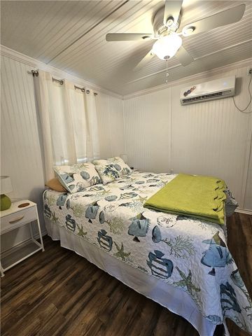 114 Teal, Rockport, TX 78382