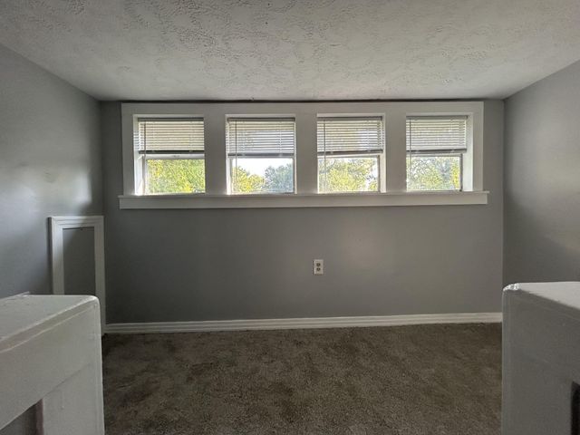 95 Front St, Stewart, TN 37175