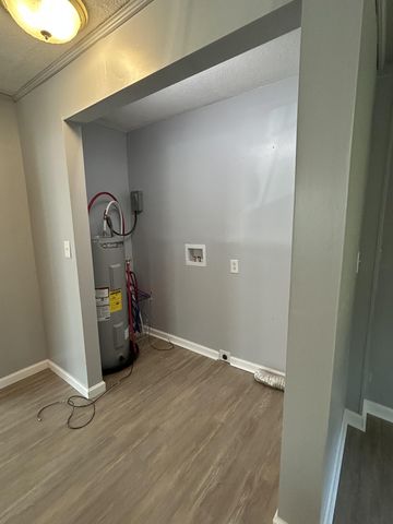 95 Front St, Stewart, TN 37175