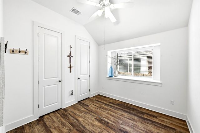 1813 Chickasaw RUN, Leander, TX 78641