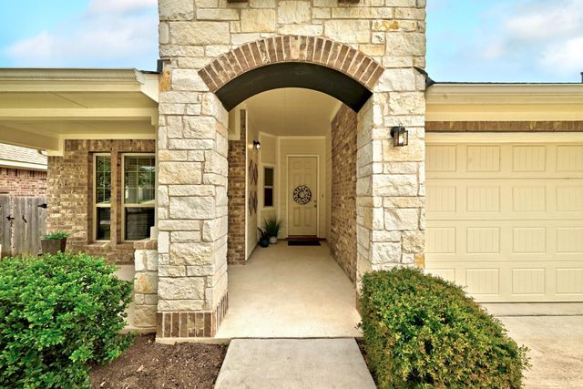 1813 Chickasaw RUN, Leander, TX 78641