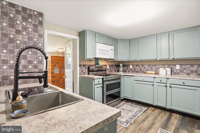 690 WILLIAMSON ROAD, Greencastle, PA 17225