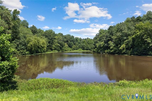 2850 Kimball Ln, Quinton, VA 23141