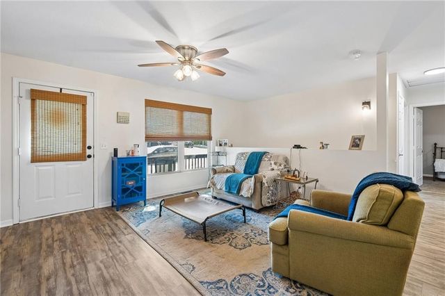 408 N WATER Street, Liberty, MO 64068