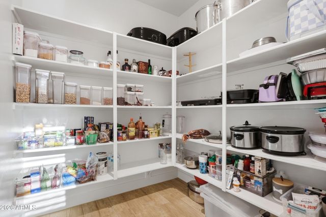 7612 W ILLINI Street, Phoenix, AZ 85043