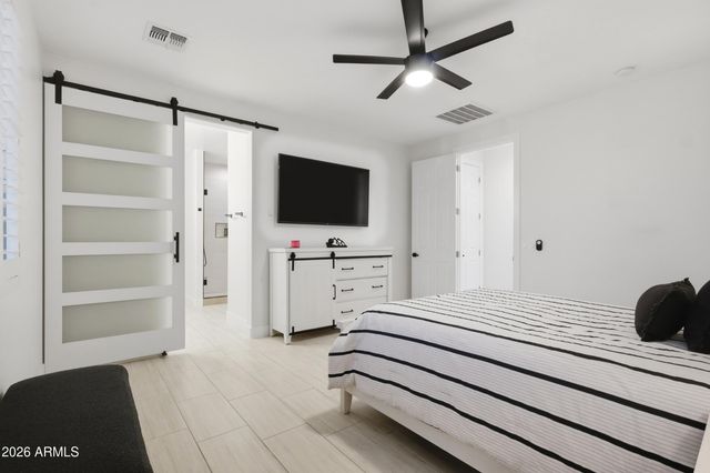 7612 W ILLINI Street, Phoenix, AZ 85043