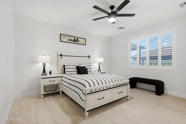 7612 W ILLINI Street, Phoenix, AZ 85043