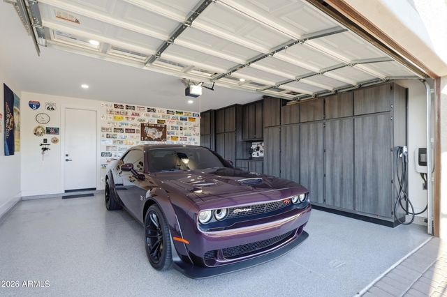 7612 W ILLINI Street, Phoenix, AZ 85043