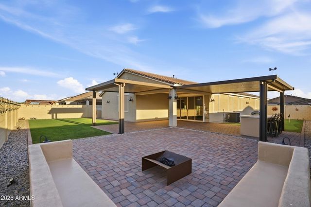 7612 W ILLINI Street, Phoenix, AZ 85043