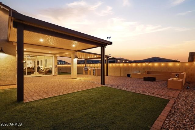 7612 W ILLINI Street, Phoenix, AZ 85043