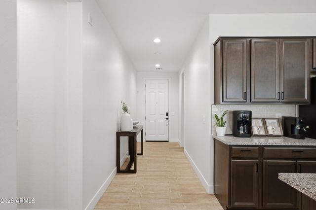 7612 W ILLINI Street, Phoenix, AZ 85043