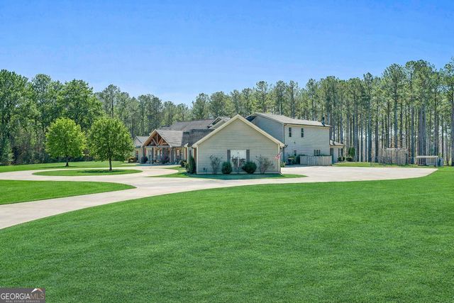 2161 Bear Creek Road, Moreland, GA 30259