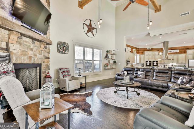 2161 Bear Creek Road, Moreland, GA 30259