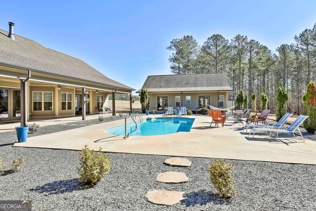 2161 Bear Creek Road, Moreland, GA 30259