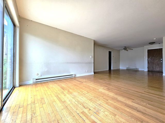 840 E Old Willow Road 116, Prospect Heights, IL 60070