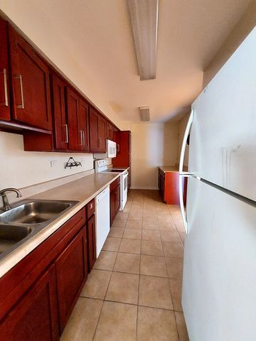 840 E Old Willow Road 116, Prospect Heights, IL 60070