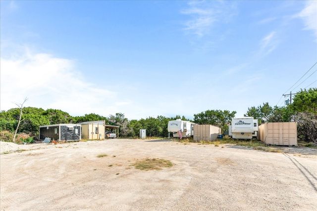 690 Hwy 22, Clifton, TX 76634