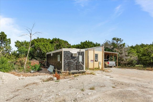 690 Hwy 22, Clifton, TX 76634