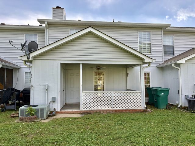 140 Stokes Dr, Smyrna, TN 37167